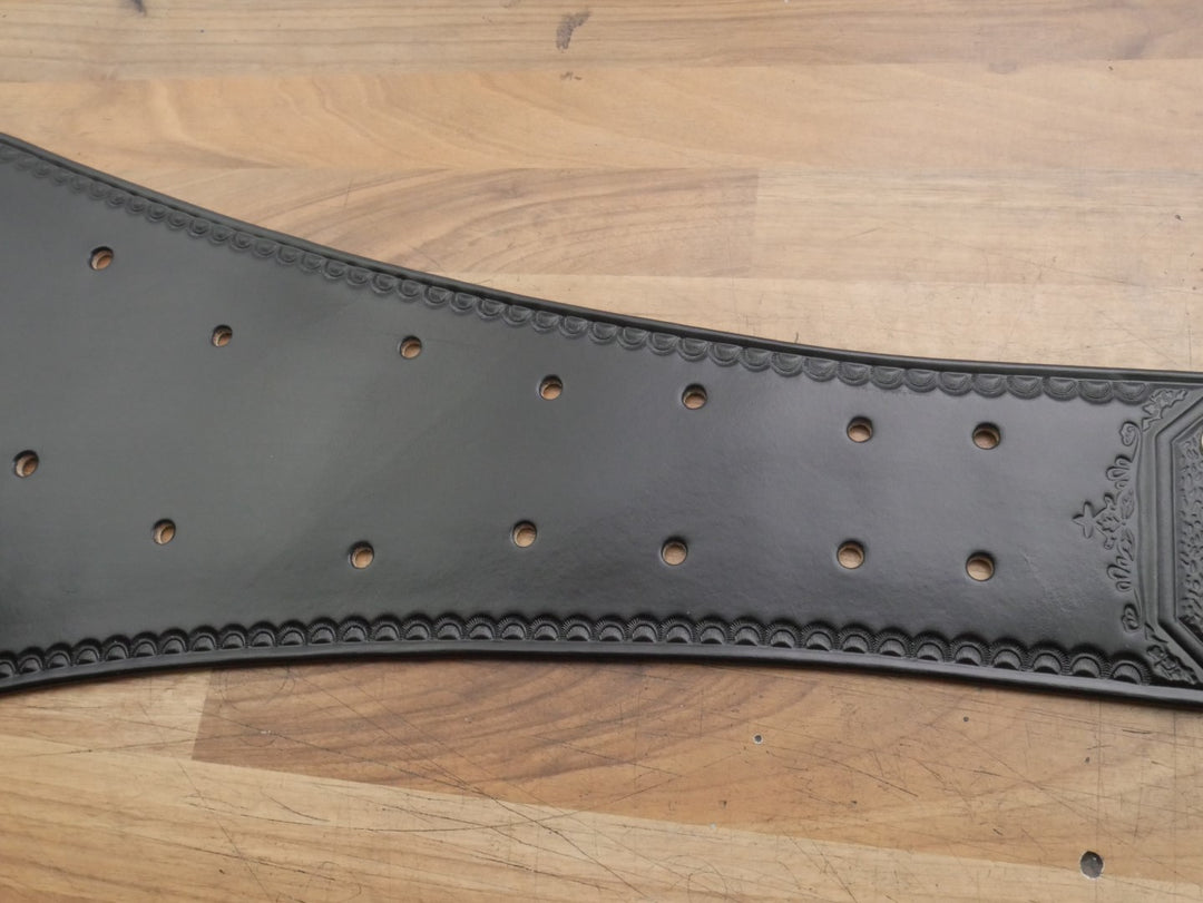 READY TO SHIP: Undisputed V2 Championship Replica Title Belt Real Leather Send Out Strap