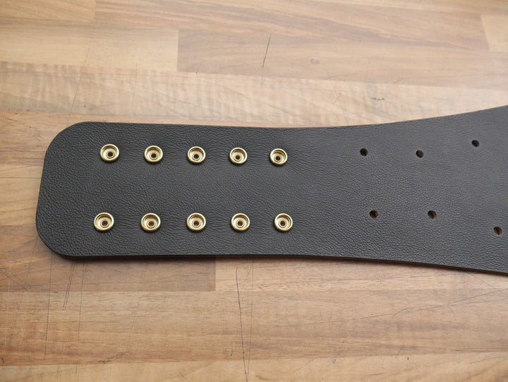 READY TO SHIP: Undisputed V4 Championship Replica Title Belt Real Leather Send Out Strap